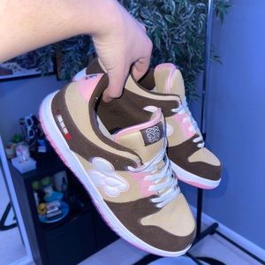 ByBismee Cloud steppa shoes